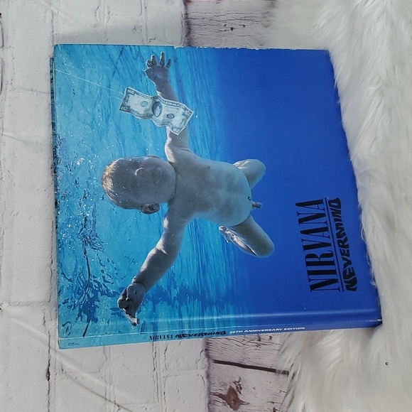 RARE 20th Anniversary Nirvana Nevermind Seattle Grunge Coffee Table Book 12"x12" - Picture 4 of 17